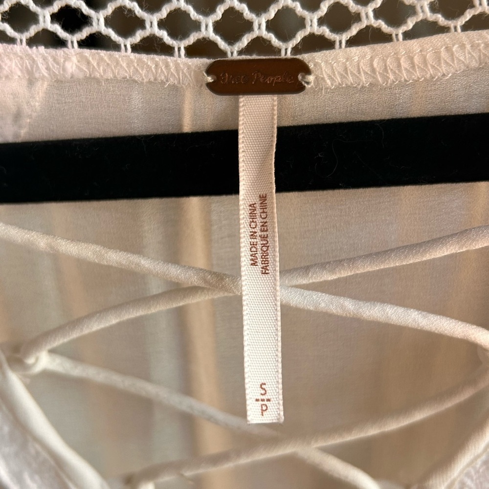 Free People Don't Let Go White Boho Embroidered Blouse S - Picture 6 of 7